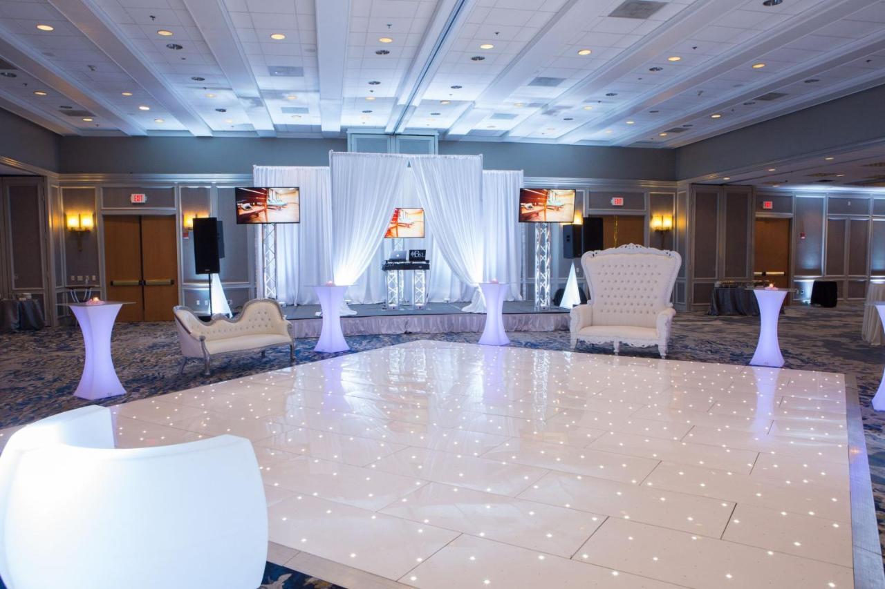 Hotel Boston Marriott Newton Extérieur photo